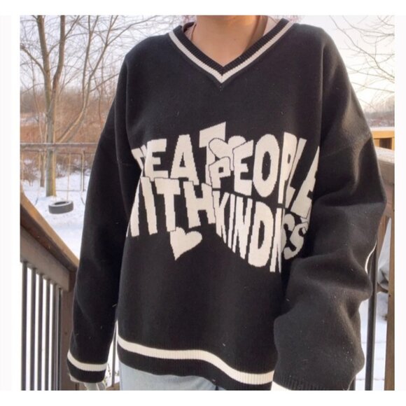 Harry's Hidden Angels Treat People with Kindess Dark Academia black sweater XL - Picture 5 of 7